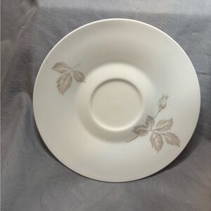 Rosenthal Classic Rose Cream and Tan Leaf Pattern Saucer